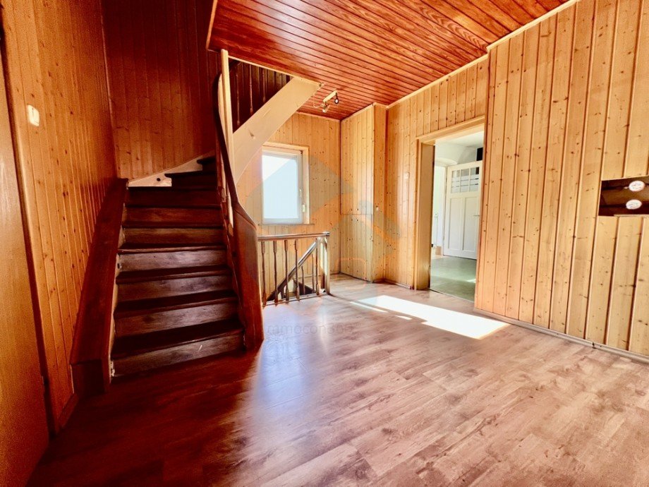 Flur OG Einfamilienhaus W�lfersheim / Wohnbach