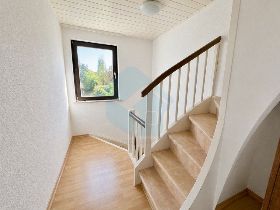 Treppenhaus Obergeschoss Doppelhaush�lfte Butzbach
