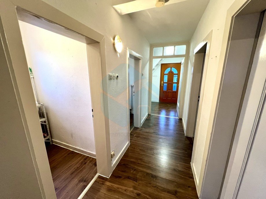 Flur EG Einfamilienhaus Butzbach / Hoch-Weisel
