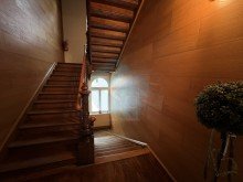 Treppenhaus Sch�ne, ger�umige Altbauwohnung im Herzen von Friedberg!