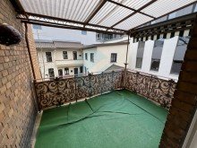 Balkon Sch�ne, ger�umige Altbauwohnung im Herzen von Friedberg!