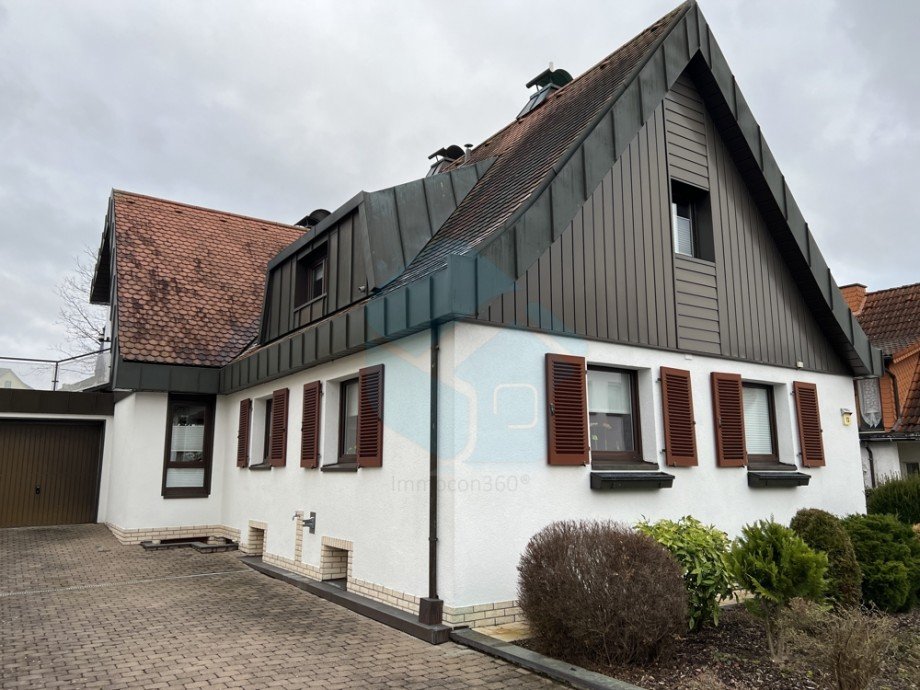 Seitenansicht Dachgeschosswohnung Bad Nauheim