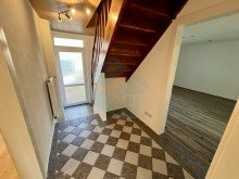 Flur EG RESERVIERT! Ger�umiges Haus im Kern von Butzbach-Niederweisel!