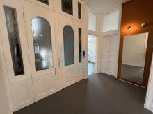 Wohnungseingang innen Sch�ne, ger�umige Altbauwohnung im Herzen von Friedberg!