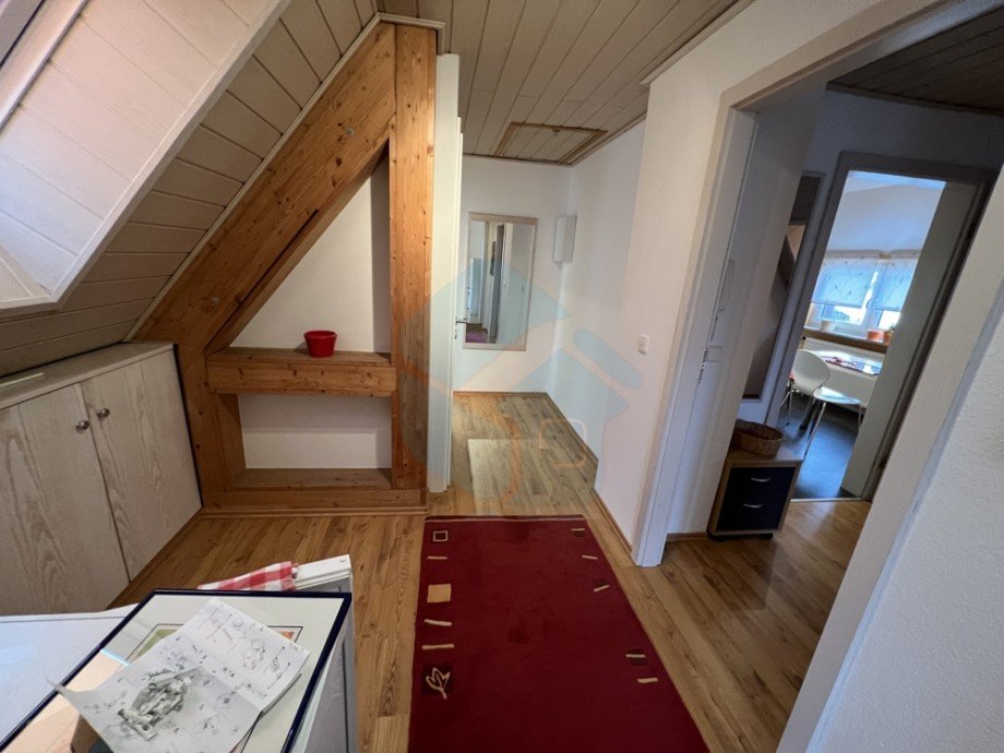 Flur Dachgeschosswohnung Bad Nauheim