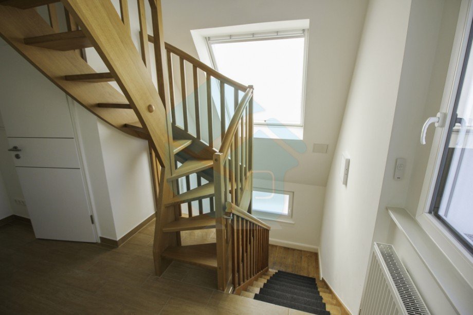 Treppenaufgang Maisonettewohnung Bad Nauheim