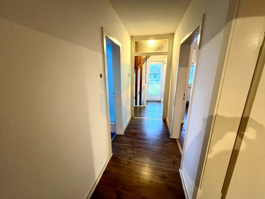 Flur OG Einfamilienhaus Butzbach / Hoch-Weisel