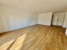 Wohnzimmer Hochwertige 2-Zimmer-Wohnung mit Balkon, Tiefgarage und moderner Ausstattung in Hattersheim am Main!