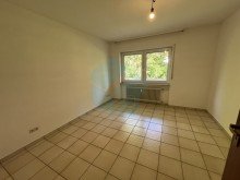 Schlafzimmer 2 Sch�ne 3-ZKB Wohnung in guter Lage in Butzbach!(Bitte sonstige Angaben beachten)