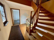 Flur OG +VERKAUFT+ Wundersch�nes Einfamilienhaus f�r die kleine Familie in Waldsolms-Kraftsolms!