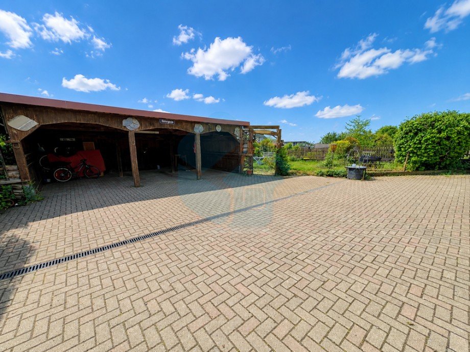 Au�enstellpl�tze mit Grillplatz Mehrfamilienhaus W�lfersheim / Wohnbach
