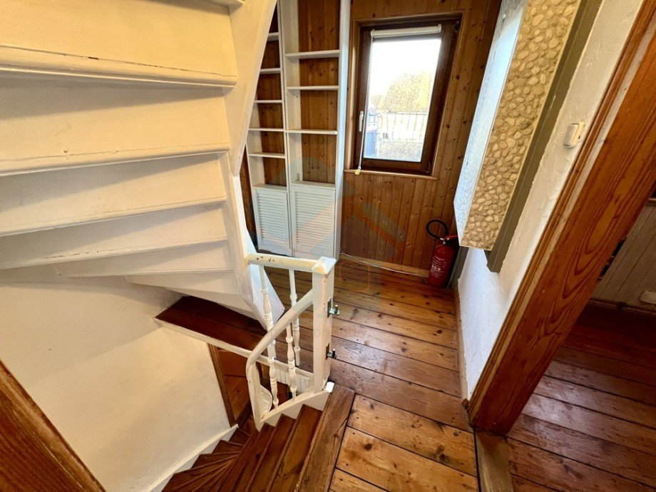 Flur OG Einfamilienhaus Butzbach / Hoch-Weisel