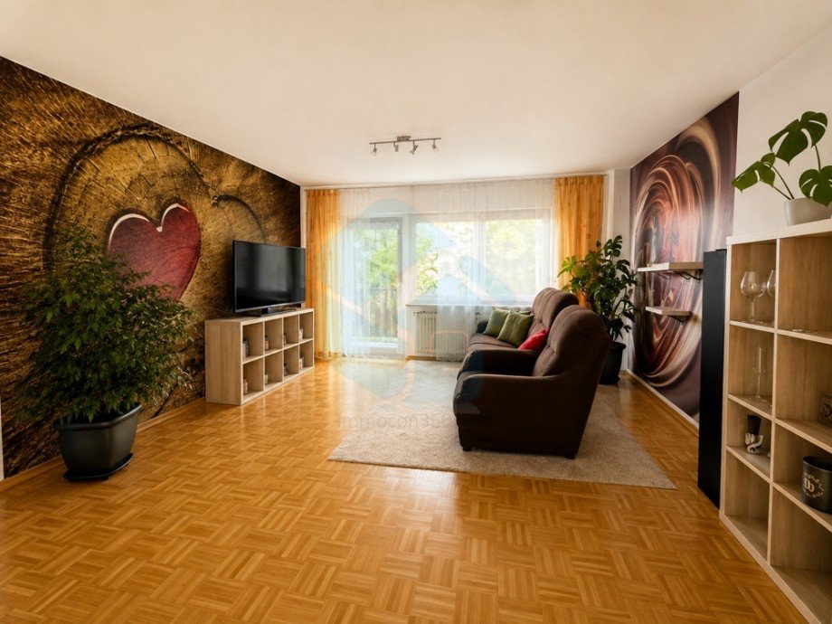 Wohnzimmer Ansicht 2 DG Mehrfamilienhaus Butzbach / Griedel