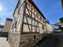 Seitenansicht +VERKAUFT+ Wundersch�nes Einfamilienhaus f�r die kleine Familie in Waldsolms-Kraftsolms!