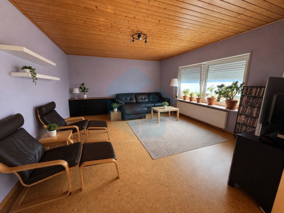 Wohnung OG Wohnzimmer Mehrfamilienhaus W�lfersheim / Wohnbach