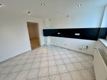 K�che EG RESERVIERT! Ger�umiges Haus im Kern von Butzbach-Niederweisel!